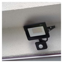 LED reflektor SIMPO s pohybovým čidlem, 30 W, černý, neutrální bílá