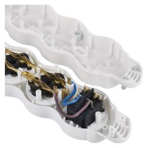 Samostatná 6 zásuvka s vypínačem, bílá