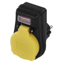 Lülitiga mitmikpistikupesa, IP44