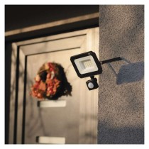 Naświetlacz LED SIMPO 30W, z czujn. PIR, czarny, neutralna biel