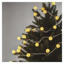 LED svetelná cherry reťaz – guličky 2,5cm, 4m, vonkajšia aj vnútorná, teplá biela, časovač