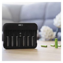 Nabíječka baterií EMOS BCN-60U