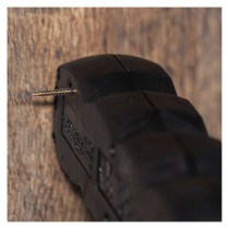 Przedłużacz 2 m / 3 gniazda / czarny / PVC / 1 mm2