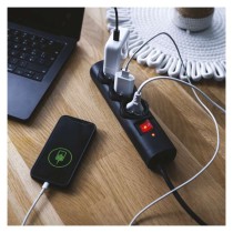 Listwa przeciwprzepięciowa EMOS, 3 gniazda, 1,5 m, czarna