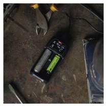 Univerzální nabíječka li-ion baterií EMOS BCL-20D