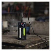 Univerzální nabíječka li-ion baterií EMOS BCL-20D