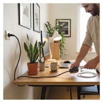 Hosszabbító 1,5 m / 1 aljzat / fekete / PVC / 0,75 mm2