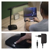 LED stolná lampa CHASE, čierna