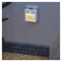 LED noční světlo P3319 s pohybovým čidlem do zásuvky