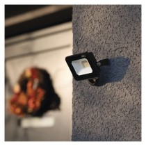 LED reflektor SIMPO 10 W, černý, neutrální bílá