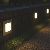 Orientacijsko LED svetilo AMAL, vgradno, kvadratno, 2W IP65, toplo bela
