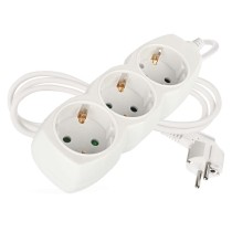 Hosszabbító 1,5 m / 3 aljzat / fehér / PVC / 1,5 mm2