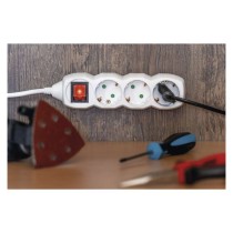 Ilgintuvas 2 m / 6 lizdai / su jungikliu / baltas / PVC / 1 mm2 