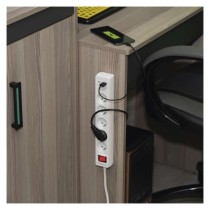 Prodlužovací kabel 3 m / 5 zásuvky / s vypínačem / bílý / 1×USB-A + 1×USB-C / 1,5 mm2