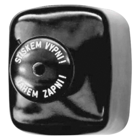 Spínač trojpólový stiskací IP 30, nástěnný 35303-10