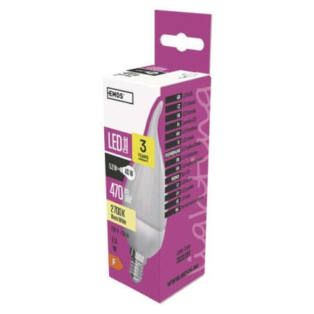 LED žárovka Classic svíčka / E14 / 5,2 W (40 W) / 470 lm / teplá bílá