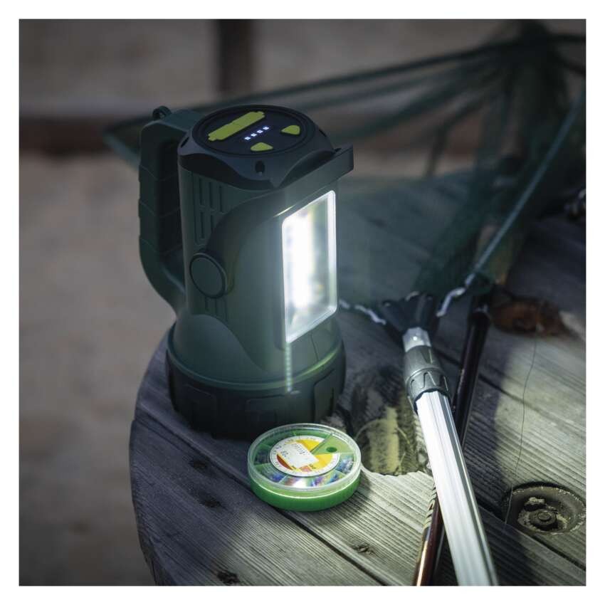 LED nabíjecí svítilna P2315, 700 lm, 3600 mAh