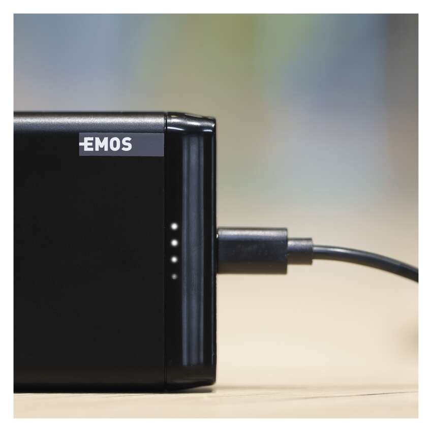 Powerbanka EMOS AlphaQ 10, 10000 mAh, 18 W, černá