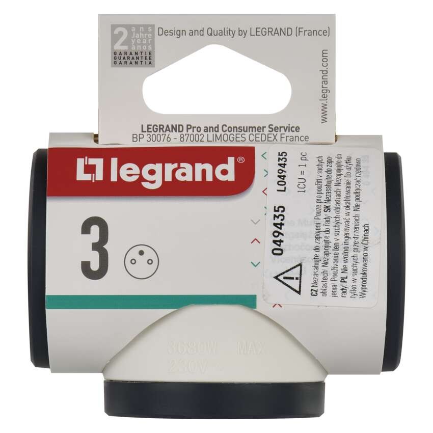 LEGRAND Revolution Rozbočovacia zásuvka 3× guľatá