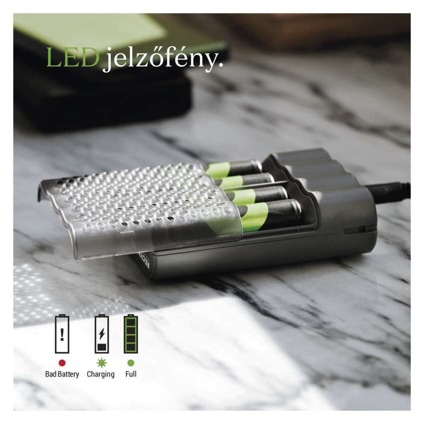 GP Akkumulátor töltő Speed M452 + 4xAA ReCyko 2600mAh