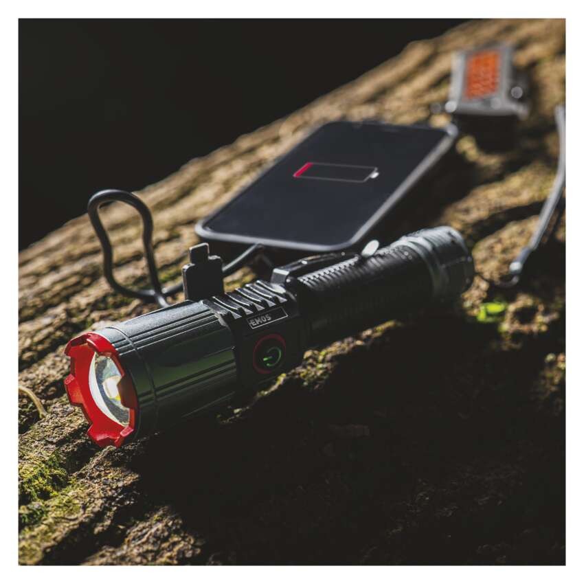 LED Aufladbare Metall-Taschenlampe 3000 lm, 5000 mAh
