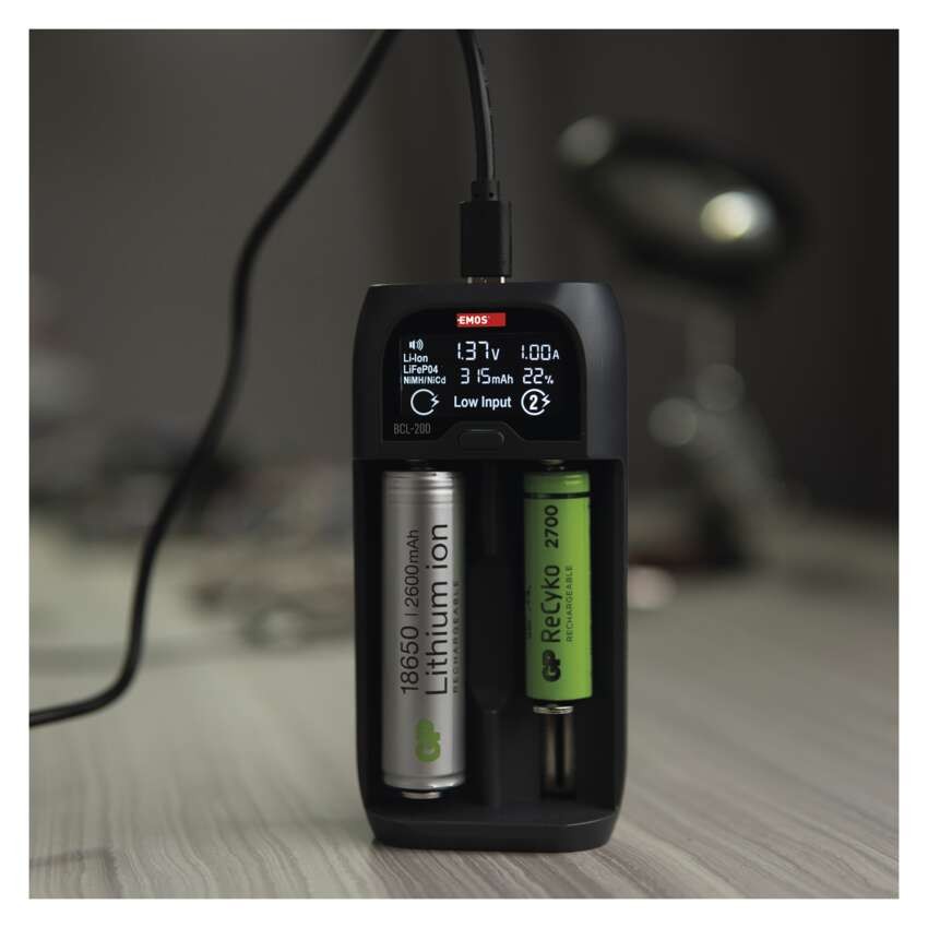 EMOS elemtöltő li-ion BCL-20D