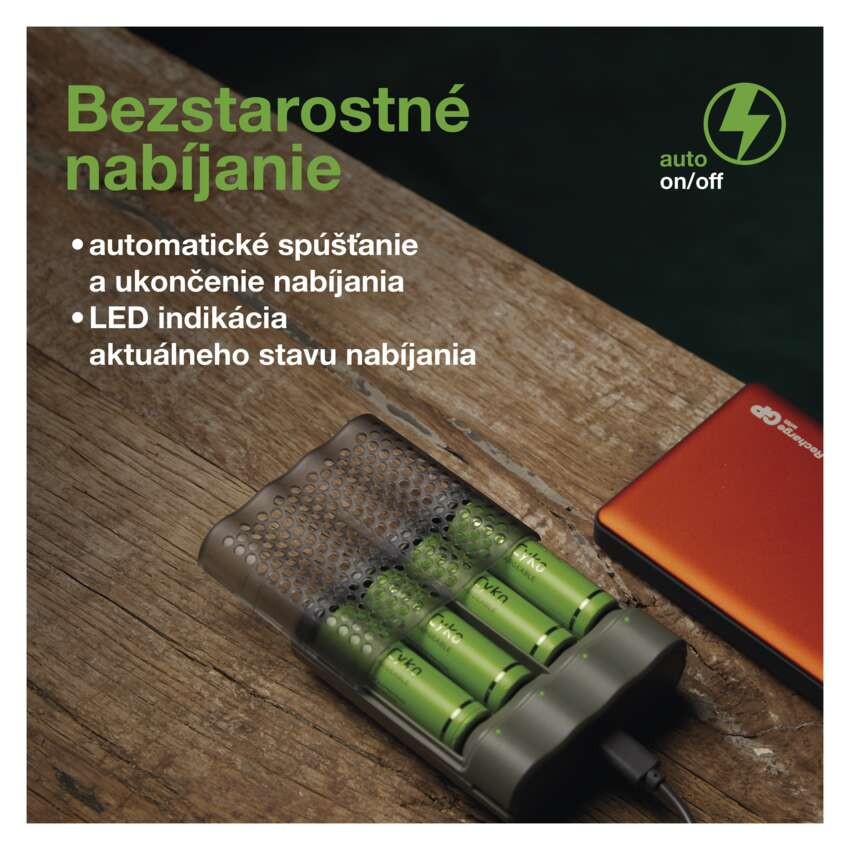 GP nabíjačka batérií Speed M451 + 4AA ReCyko 2700