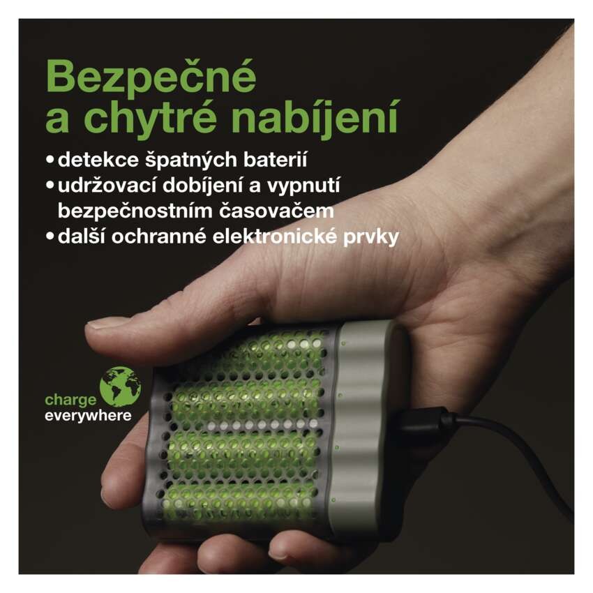 Nabíječka baterií GP Speed M451 + 4× AA ReCyko 2700