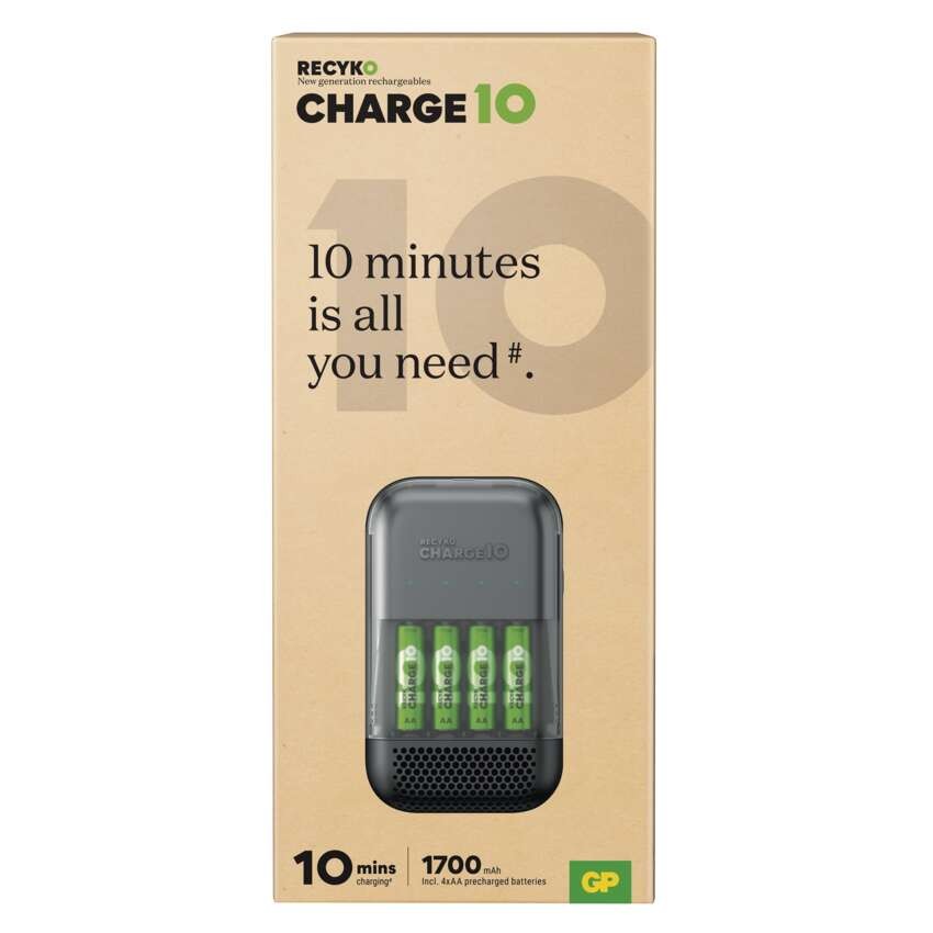 GP Akkumulátor töltő Charge 10 S491 + 4× AA
