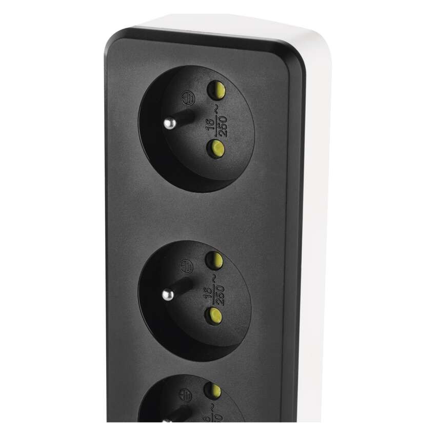 GoSmart Przedłużacz 2 m / 4 gniazda / z wyłącznikiem / z USB / biało-czarny / PVC / 1,5mm2
