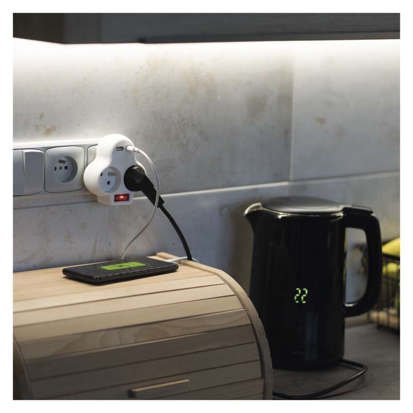 Rozbočovací zásuvka 2×, vyp., 1×USB-A+1×USB-C, bílá
