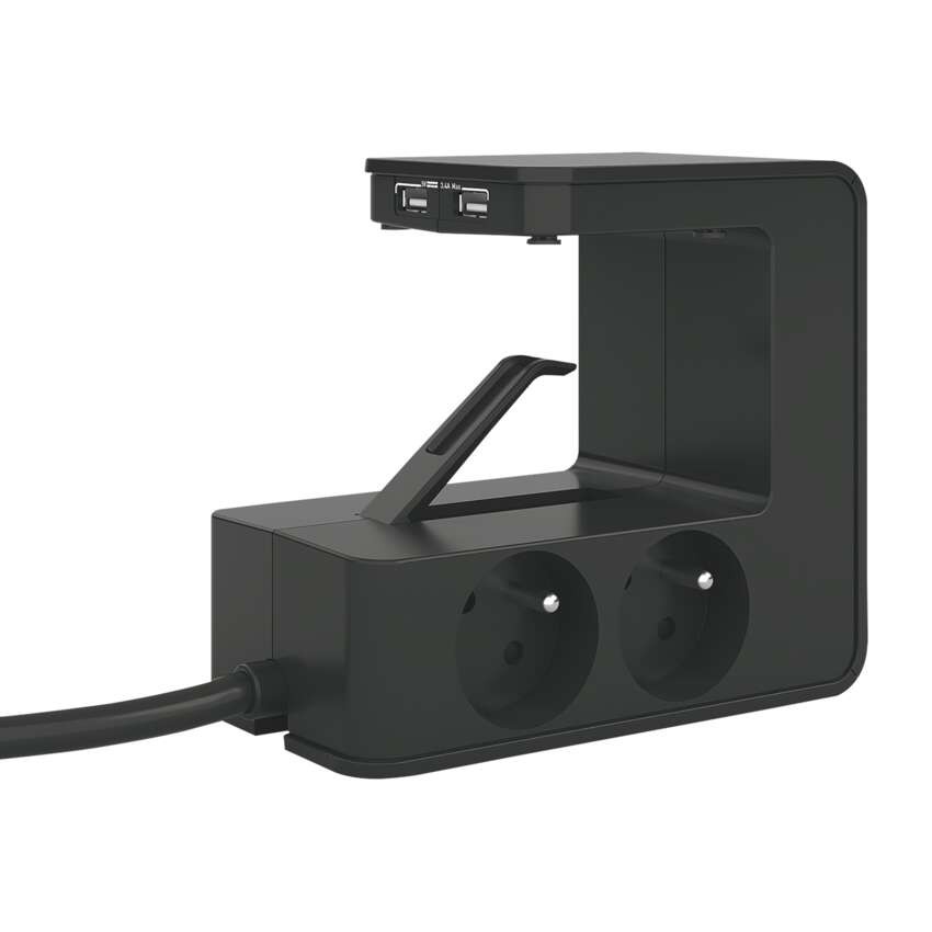 Legrand predlžovací kábel 1,5 m / 4 zásuvky / s USB / čierná / PVC / 1,5 mm2