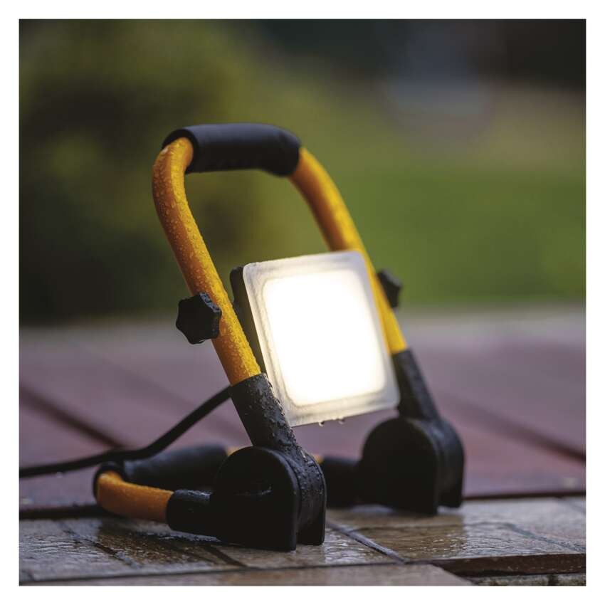 LED reflektor ILIO 21W, gelb-schwarz, IP44, 1900 lm, neutralweiß
