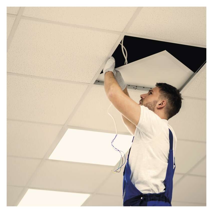 LED panel MAXXO 60 x 60 cm / 10 mm, 36 W, 4 100 lm, vgradni, toplo bela, UGR<19, IP21